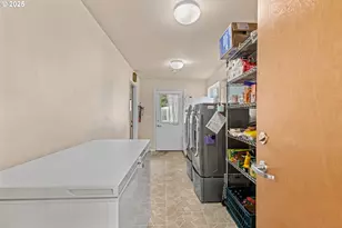 93521 Pleasant Valley Ln, Myrtle Point, OR 97458 - Photo 39