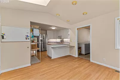 93521 Pleasant Valley Ln, Myrtle Point, OR 97458 - Photo 37