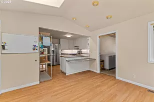 93521 Pleasant Valley Ln, Myrtle Point, OR 97458 - Photo 37