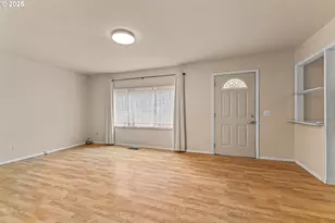 93521 Pleasant Valley Ln, Myrtle Point, OR 97458 - Photo 11