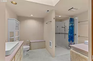 93521 Pleasant Valley Ln, Myrtle Point, OR 97458 - Photo 31