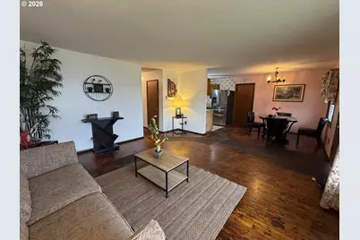 4231 SE 80th Ave, Portland, OR 97206 - Photo 3