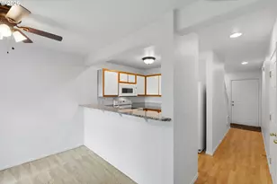 7163 SW Sagert St, Tualatin, OR 97062 - Photo 9