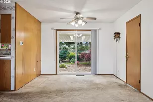 16910 SE Morrison Ct, Portland, OR 97233 - Photo 9