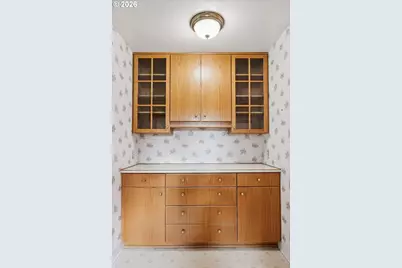 16910 SE Morrison Ct, Portland, OR 97233 - Photo 15
