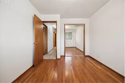 16910 SE Morrison Ct, Portland, OR 97233 - Photo 23