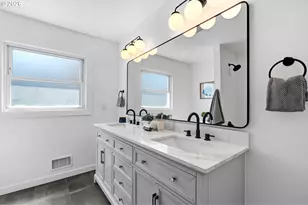 3704 SE Raymond St, Portland, OR 97202 - Photo 21