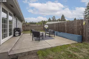 320 SW Ivy St, Willamina, OR 97396 - Photo 37