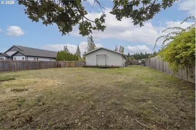 320 SW Ivy St, Willamina, OR 97396 - Photo 33