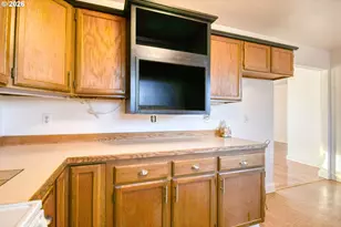 71642 SW Park Ln, Pendleton, OR 97801 - Photo 9