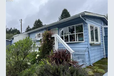 98825 Pleasant Hill Dr, Brookings, OR 97415 - Photo 1