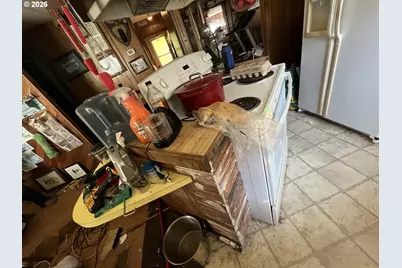 98825 Pleasant Hill Dr, Brookings, OR 97415 - Photo 3