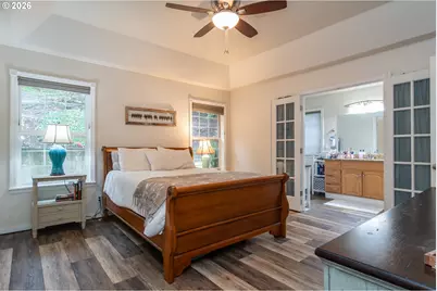 1050 NE Garden Valley Blvd, Roseburg, OR 97470 - Photo 15