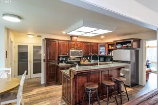 1050 NE Garden Valley Blvd, Roseburg, OR 97470 - Photo 13