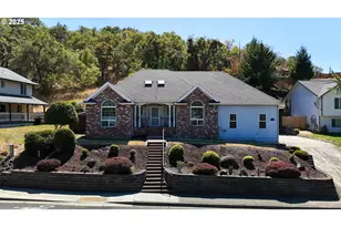 1050 NE Garden Valley Blvd, Roseburg, OR 97470 - Photo 1