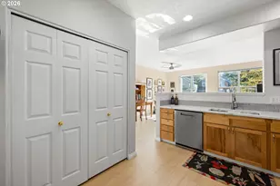 13240 SW Raptor Pl, Tigard, OR 97223 - Photo 11