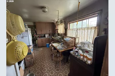 320 W Cedar St, Powers, OR 97466 - Photo 7