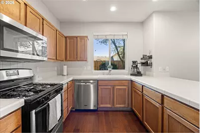 8310 SW Norfolk Ln, Portland, OR 97224 - Photo 15