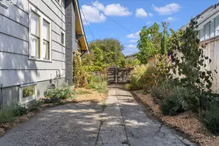 5735 N Detroit Ave, Portland, OR 97217 - Photo 45