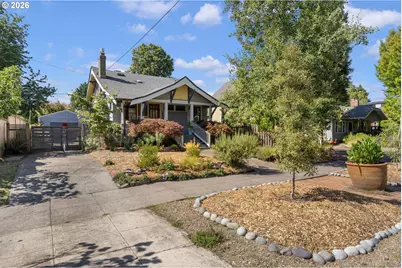 5735 N Detroit Ave, Portland, OR 97217 - Photo 3