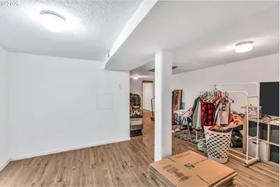 2824 SE 111th Ave, Portland, OR 97266 - Photo 23