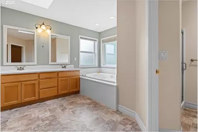 17940 SW 109th Ave, Tualatin, OR 97062 - Photo 29