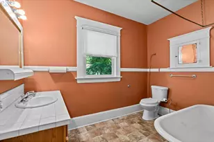 535 NE Knott St, Portland, OR 97212 - Photo 31