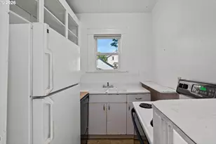 535 NE Knott St, Portland, OR 97212 - Photo 13