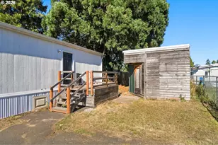 11615 Bunting Ln, Aurora, OR 97002 - Photo 33