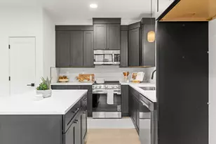 11075 SW 61st Ave, Portland, OR 97219 - Photo 5