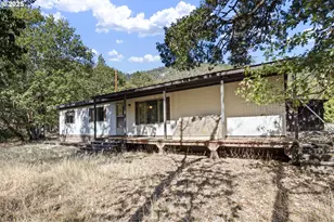 4980 Foothill Blvd, Grants Pass, OR 97526 - Photo 17