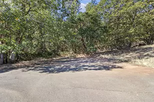 4980 Foothill Blvd, Grants Pass, OR 97526 - Photo 9