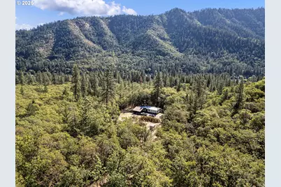 4980 Foothill Blvd, Grants Pass, OR 97526 - Photo 3