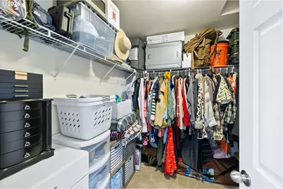 713 N Oak Hollow Dr, Newberg, OR 97132 - Photo 25