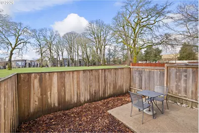 713 N Oak Hollow Dr, Newberg, OR 97132 - Photo 33