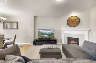 713 N Oak Hollow Dr, Newberg, OR 97132 - Photo 9