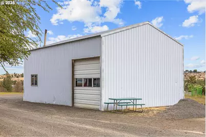 1201 N Highway 26, Madras, OR 97741 - Photo 25