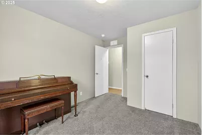 900 NE Francis Ave #29, Gresham, OR 97030 - Photo 17