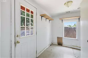 355 N Grove Ct, Eugene, OR 97404 - Photo 19