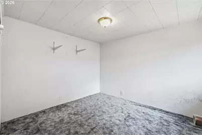 355 N Grove Ct, Eugene, OR 97404 - Photo 17