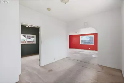 355 N Grove Ct, Eugene, OR 97404 - Photo 9