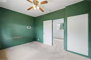 355 N Grove Ct, Eugene, OR 97404 - Photo 15
