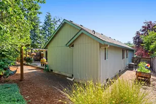 6605 SW Wisteria Pl, Beaverton, OR 97008 - Photo 39