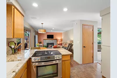 6605 SW Wisteria Pl, Beaverton, OR 97008 - Photo 25