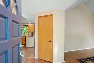 6605 SW Wisteria Pl, Beaverton, OR 97008 - Photo 5