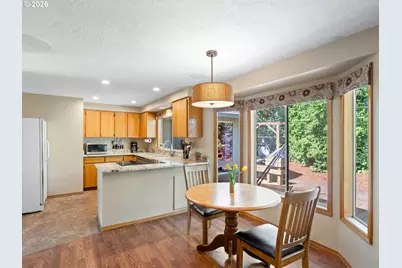 6605 SW Wisteria Pl, Beaverton, OR 97008 - Photo 29