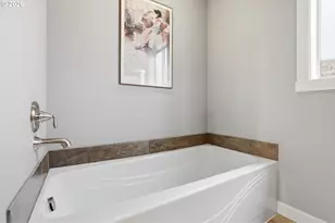 9718 NE 106th St, Vancouver, WA 98662 - Photo 15