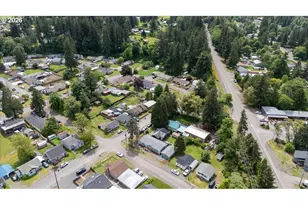 365 SW 7th Ave, Mill City, OR 97360 - Photo 41