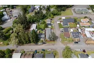 365 SW 7th Ave, Mill City, OR 97360 - Photo 37