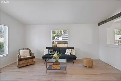 365 SW 7th Ave, Mill City, OR 97360 - Photo 15